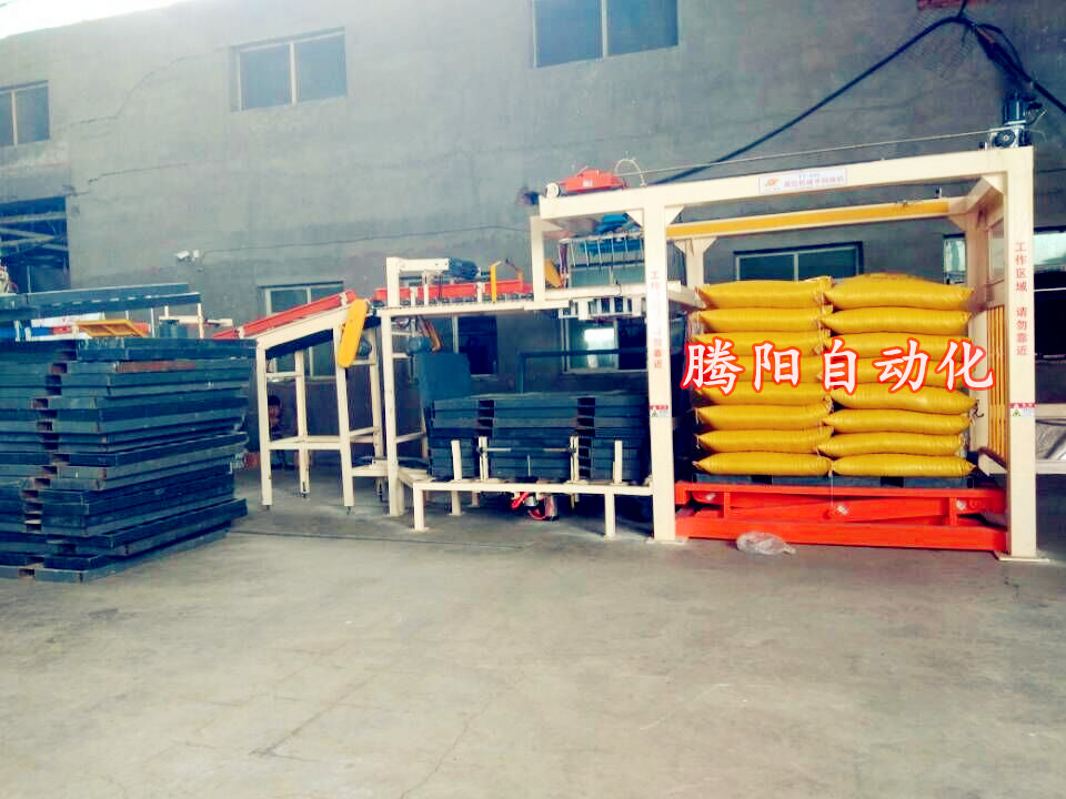 碼垛機(jī)械手的產(chǎn)生是人類對解放雙手和提效率