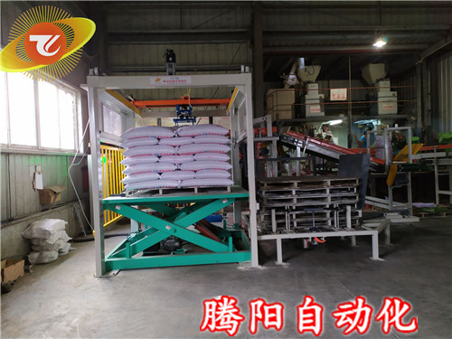 什么企業(yè)會用到全自動碼垛機(jī)