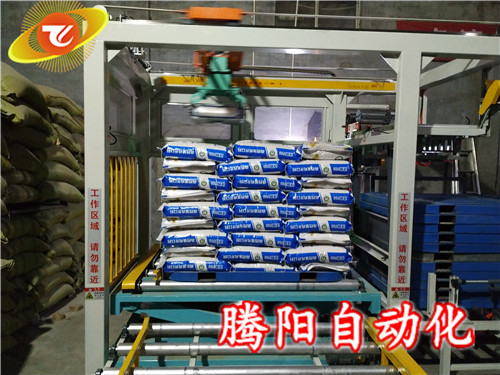 碼垛機在淀粉行業(yè)里的解決方案
