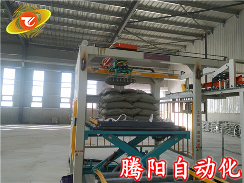 全自動碼垛機器人是提高企業(yè)效率的利器